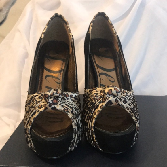 Dereon high heels! 8.5 Never worn! - Picture 7 of 7